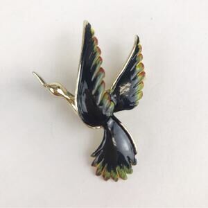Gerry's Flying Bird Crane Egret Gold Tone Enamel Colored Feathers Brooch Pin